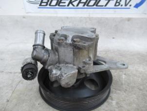 Pomp Servo van een Opel Vectra B (36) 2.5 V6 24V 1999