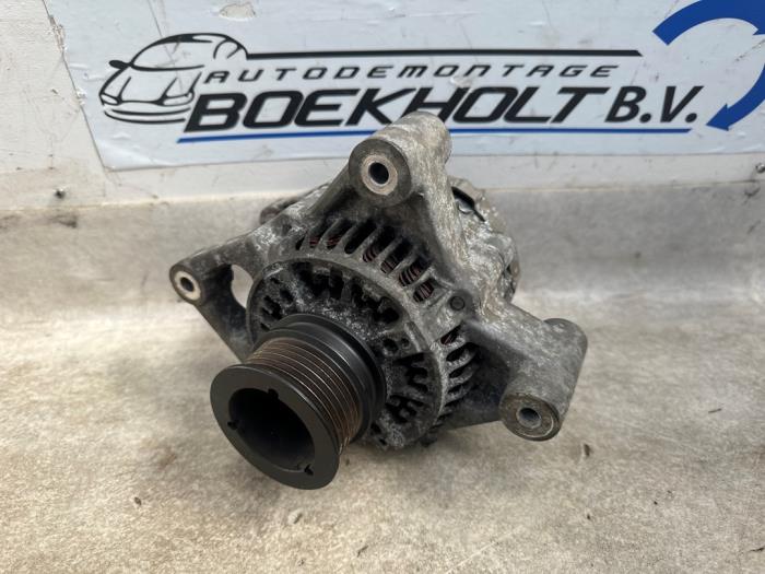 Gebruikte Dynamo Volvo S40 (VS) 2.0 16V Prijs € 35,00 Margeregeling aangeboden door Boekholt autodemontage B.V