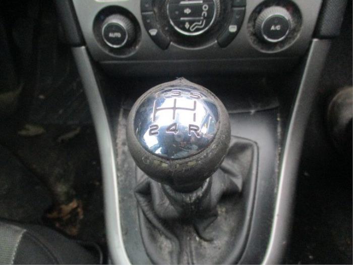 Gebruikte Schakelmechaniek Peugeot 308 (4A/C) 1.6 VTI 16V Prijs € 50,00 Margeregeling aangeboden door Boekholt autodemontage B.V