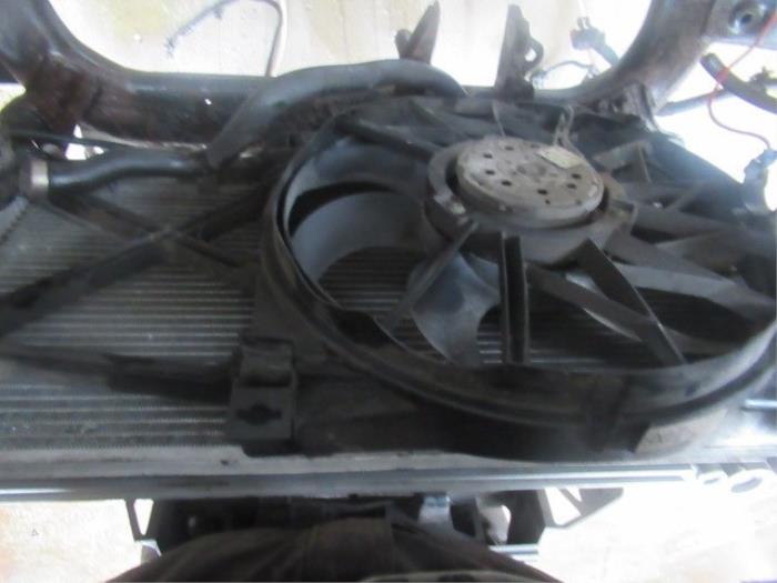 Gebruikte Radiateurfan Opel Zafira (M75) 1.6 16V Prijs € 50,00 Margeregeling aangeboden door Boekholt autodemontage B.V
