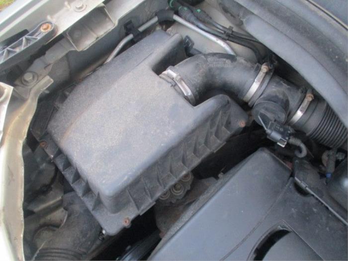 Gebruikte Luchtfilterhuis Opel Zafira (M75) 1.6 16V Prijs € 50,00 Margeregeling aangeboden door Boekholt autodemontage B.V