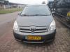 Toyota Corolla Verso (R10/11) 2.2 D-4D 16V Radiateur
