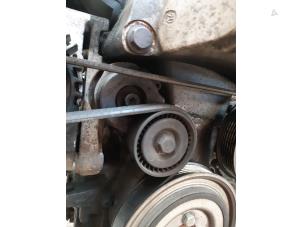 Gebruikte Spanner multiriem Opel Corsa C (F08/68) 1.3 CDTi 16V Prijs € 15,00 Margeregeling aangeboden door Boekholt autodemontage B.V