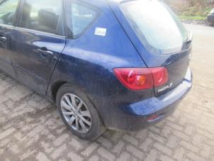 Gebruikte Zijpaneel rechts-achter Mazda 3 Sport (BK) 1.6 CiTD 16V Prijs op aanvraag aangeboden door Boekholt autodemontage B.V