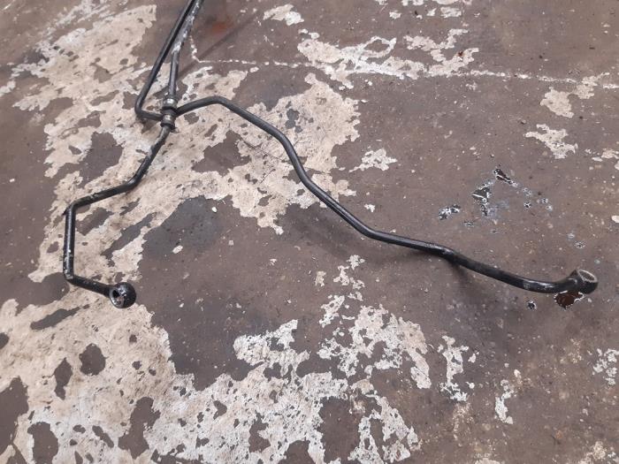 Oliedruk Leiding van een Mercedes-Benz C (W203) 1.8 C-200K 16V 2002