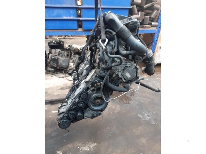 Gebruikte Vliegwiel Mercedes B (W245) 2.0 B-180 CDI 16V Prijs € 50,00 Margeregeling aangeboden door Boekholt autodemontage B.V