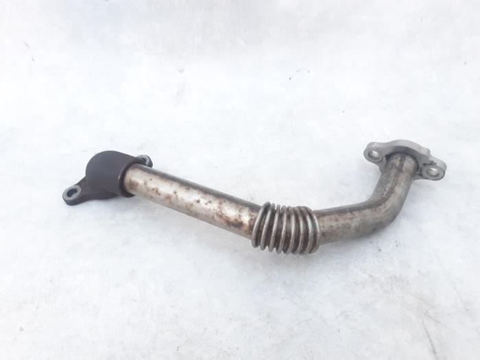 Gebruikte EGR Buis Toyota Corolla Verso (R10/11) 2.2 D-4D 16V Prijs € 15,00 Margeregeling aangeboden door Boekholt autodemontage B.V
