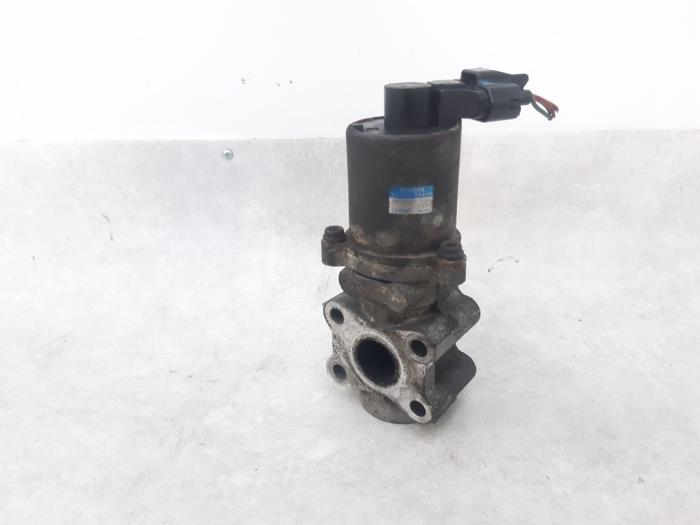 Gebruikte Uitlaat gasklep (EGR) Toyota Corolla Verso (R10/11) 2.2 D-4D 16V Prijs € 45,00 Margeregeling aangeboden door Boekholt autodemontage B.V