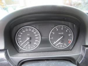 Gebruikte Cockpit BMW 3 serie (E90) 320i 16V Prijs € 75,00 Margeregeling aangeboden door Boekholt autodemontage B.V