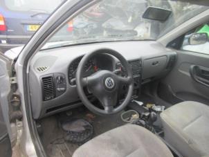 Gebruikte Dashboard Volkswagen Caddy II (9K9A) 1.9 D Prijs € 100,00 Margeregeling aangeboden door Boekholt autodemontage B.V