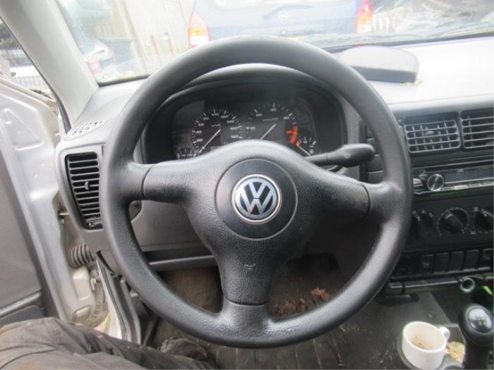 Airbag links (Stuur) van een Volkswagen Caddy II (9K9A) 1.9 D 2003
