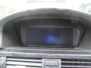 Gebruikte Navigatie Display BMW 3 serie (E90) 320i 16V Prijs € 200,00 Margeregeling aangeboden door Boekholt autodemontage B.V