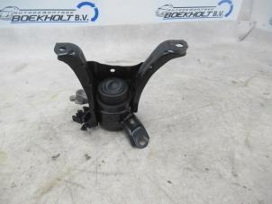 Gebruikte Motorsteun Toyota C-HR (X1,X5) 1.8 16V Hybrid Prijs € 50,00 Margeregeling aangeboden door Boekholt autodemontage B.V