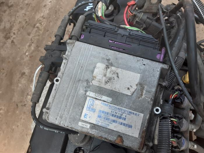 Gebruikte Module LPG Chrysler Sebring (JR) 2.4 16V Prijs € 25,00 Margeregeling aangeboden door Boekholt autodemontage B.V
