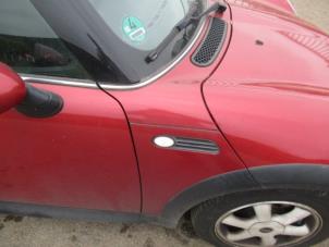 Gebruikte Knipperlicht Scherm rechts-voor BMW Mini One/Cooper (R50) 1.6 16V One Prijs € 20,00 Margeregeling aangeboden door Boekholt autodemontage B.V