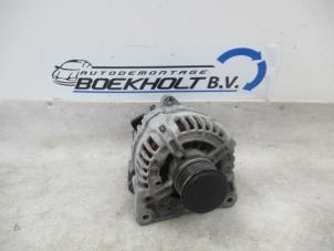 Gebruikte Alternator Renault Modus/Grand Modus (JP) 1.4 16V Prijs € 35,00 Margeregeling aangeboden door Boekholt autodemontage B.V