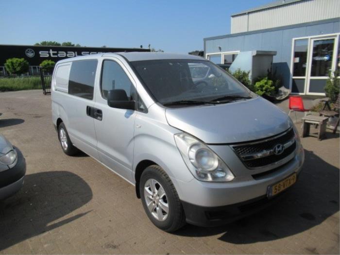 Gebruikte Motorsteun Hyundai H-300 2.5 CRDi Prijs € 30,00 Margeregeling aangeboden door Boekholt autodemontage B.V