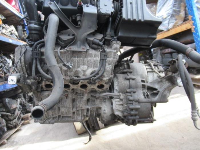 Motor van een Mercedes-Benz B (W245,242) 1.7 B-170 16V 2005