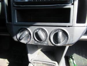 Gebruikte Kachel Ventilatiemotor Volkswagen Polo IV (9N1/2/3) 1.4 TDI 70 Prijs € 40,00 Margeregeling aangeboden door Boekholt autodemontage B.V