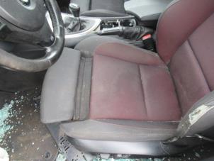 Gebruikte Handrem Mechaniek BMW 1 serie (E87/87N) 118i 16V Prijs € 45,00 Margeregeling aangeboden door Boekholt autodemontage B.V