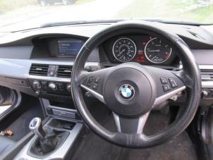 Gebruikte Stuurwiel BMW 5 serie (E60) 520d 16V Edition Fleet Prijs € 175,00 Margeregeling aangeboden door Boekholt autodemontage B.V