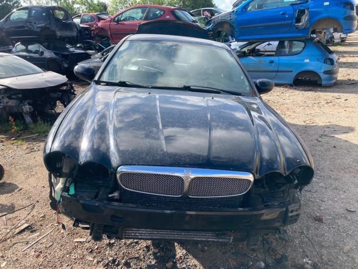 Gebruikte Motorrubber Jaguar X-type 2.0 D 16V Prijs € 30,00 Margeregeling aangeboden door Boekholt autodemontage B.V