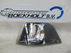 Gebruikte Richtingaanwijzer links Volvo S40 (VS) 1.8 16V Prijs € 15,00 Margeregeling aangeboden door Boekholt autodemontage B.V