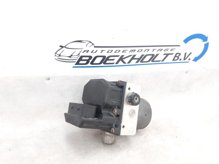 Gebruikte ABS Pomp Jaguar X-type 3.0 V6 24V Prijs € 75,00 Margeregeling aangeboden door Boekholt autodemontage B.V