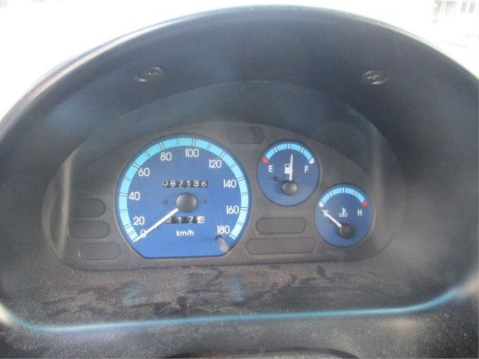 Cockpit van een Daewoo Matiz 0.8 S,SE 2001