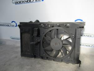 Gebruikte Fan Radiateur Peugeot Partner (GC/GF/GG/GJ/GK) 1.6 HDI 75 16V Prijs € 50,00 Margeregeling aangeboden door Boekholt autodemontage B.V