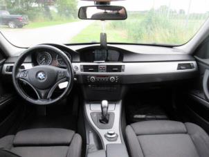 Gebruikte Dashboard BMW 3 serie Touring (E91) 318i 16V Prijs € 250,00 Margeregeling aangeboden door Boekholt autodemontage B.V