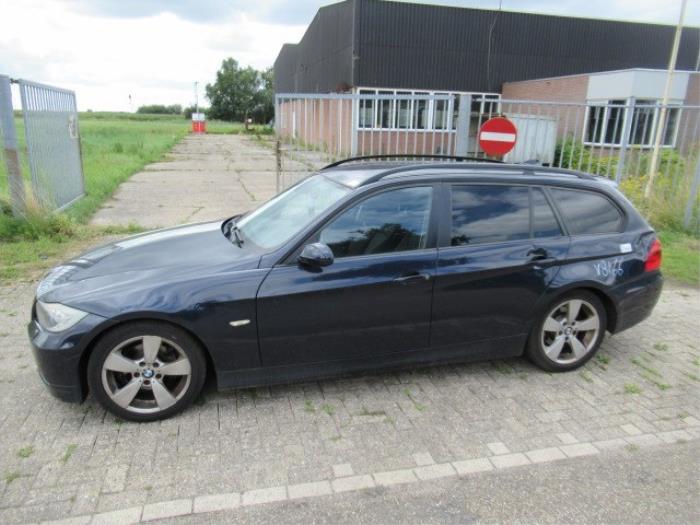 Gebruikte Pook BMW 3 serie Touring (E91) 318i 16V Prijs € 65,00 Margeregeling aangeboden door Boekholt autodemontage B.V