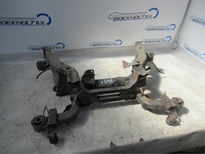 Gebruikte Subframe Cadillac CTS I 3.6 V6 24V Prijs € 149,00 Margeregeling aangeboden door Boekholt autodemontage B.V