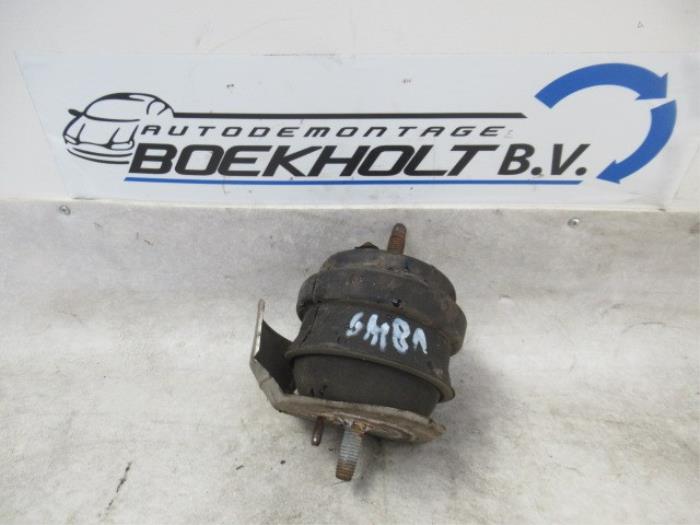 Gebruikte Motorrubber Cadillac CTS I 3.6 V6 24V Prijs € 25,00 Margeregeling aangeboden door Boekholt autodemontage B.V