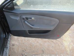 Gebruikte Deurbekleding 2Deurs rechts Seat Ibiza III (6L1) 1.4 16V 85 Prijs € 45,00 Margeregeling aangeboden door Boekholt autodemontage B.V