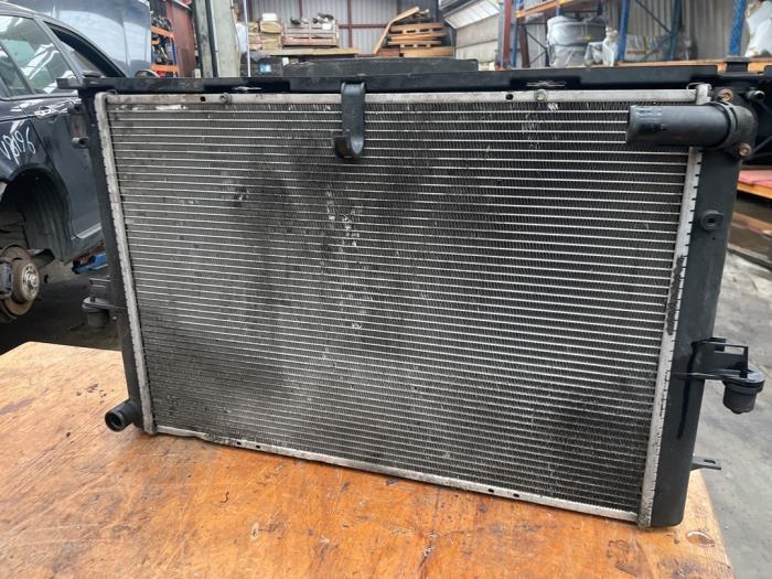 Gebruikte Radiateur MG ZT 2.5 V6 190 Prijs € 75,00 Margeregeling aangeboden door Boekholt autodemontage B.V