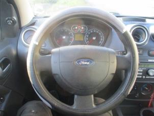 Gebruikte Airbag links (Stuur) Ford Fiesta 5 (JD/JH) 1.4 16V Prijs € 40,00 Margeregeling aangeboden door Boekholt autodemontage B.V