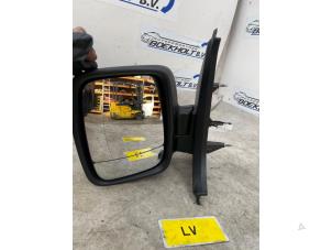 Gebruikte Buitenspiegel links Opel Vivaro B 1.6 CDTI 90 Prijs € 95,00 Margeregeling aangeboden door Boekholt autodemontage B.V