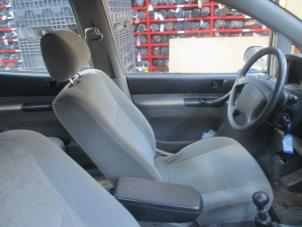 Gebruikte Voorstoel links Chevrolet Tacuma 1.6 16V Prijs € 75,00 Margeregeling aangeboden door Boekholt autodemontage B.V