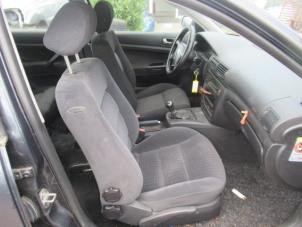 Gebruikte Stoel airbag (zitplaats) Volkswagen Passat Variant (3B5) 1.6 Prijs op aanvraag aangeboden door Boekholt autodemontage B.V