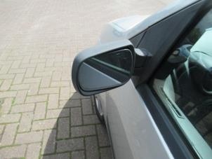 Gebruikte Spiegel Buiten links Ford Fiesta 5 (JD/JH) 1.4 TDCi Prijs € 40,00 Margeregeling aangeboden door Boekholt autodemontage B.V