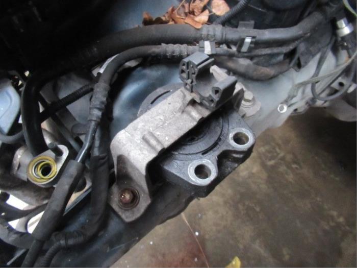 Gebruikte Motorrubber Volvo V50 (MW) 1.8 16V Prijs € 25,00 Margeregeling aangeboden door Boekholt autodemontage B.V
