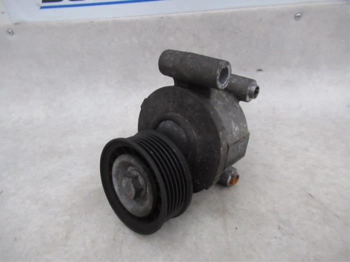 Gebruikte Spanrol Multiriem Volvo V50 (MW) 1.8 16V Prijs € 25,00 Margeregeling aangeboden door Boekholt autodemontage B.V