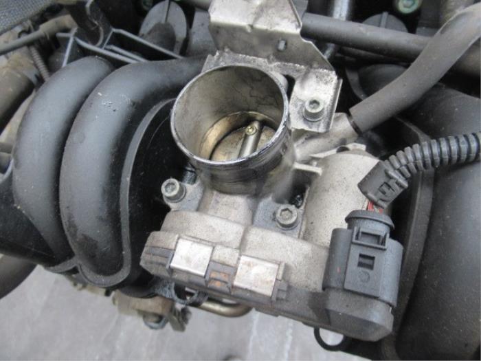 Gebruikte Gasklephuis Volkswagen Polo III (6N2) 1.0 Prijs € 35,00 Margeregeling aangeboden door Boekholt autodemontage B.V