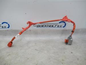 Gebruikte HV kabel (hoog voltage) Toyota C-HR (X1,X5) 1.8 16V Hybrid Prijs € 49,00 Margeregeling aangeboden door Boekholt autodemontage B.V