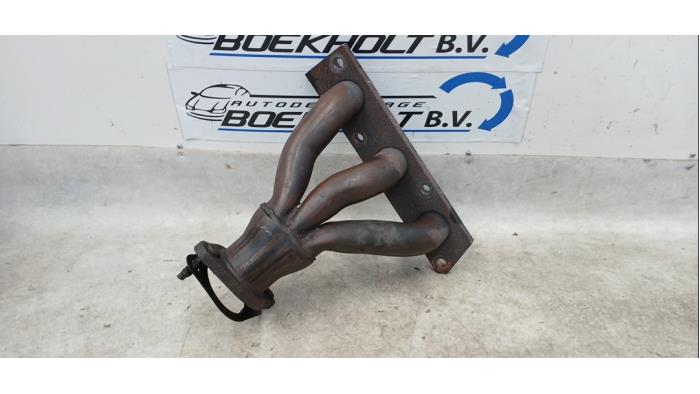 Gebruikte Spruitstuk Uitlaat MG ZT 2.5 V6 190 Prijs € 65,00 Margeregeling aangeboden door Boekholt autodemontage B.V