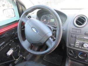 Gebruikte Schakelaar Stuurkolom (licht) Ford Fiesta 5 (JD/JH) 1.3 Prijs € 45,00 Margeregeling aangeboden door Boekholt autodemontage B.V