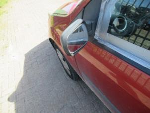Gebruikte Spiegel Buiten links Ford Fiesta 5 (JD/JH) 1.3 Prijs € 35,00 Margeregeling aangeboden door Boekholt autodemontage B.V
