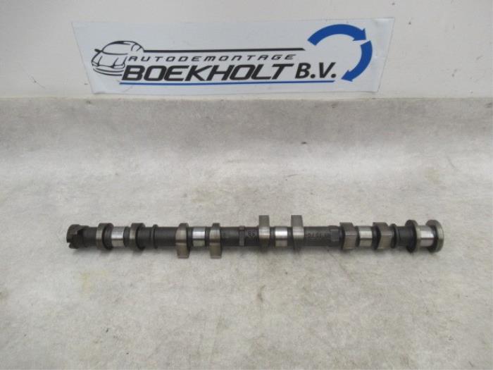 Gebruikte Nokkenas Volvo V50 (MW) 1.8 16V Prijs € 75,00 Margeregeling aangeboden door Boekholt autodemontage B.V