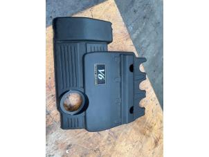 Gebruikte Afdekplaat motor MG ZT 2.5 V6 190 Prijs € 45,00 Margeregeling aangeboden door Boekholt autodemontage B.V